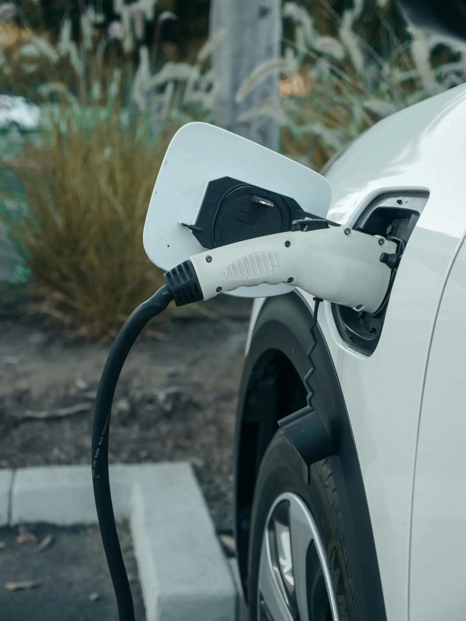 Choosing an EV charger: 7kW vs 22kW, single-phase vs three-phase